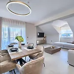 Apartment Franc