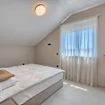 Franc Apartment Primošten